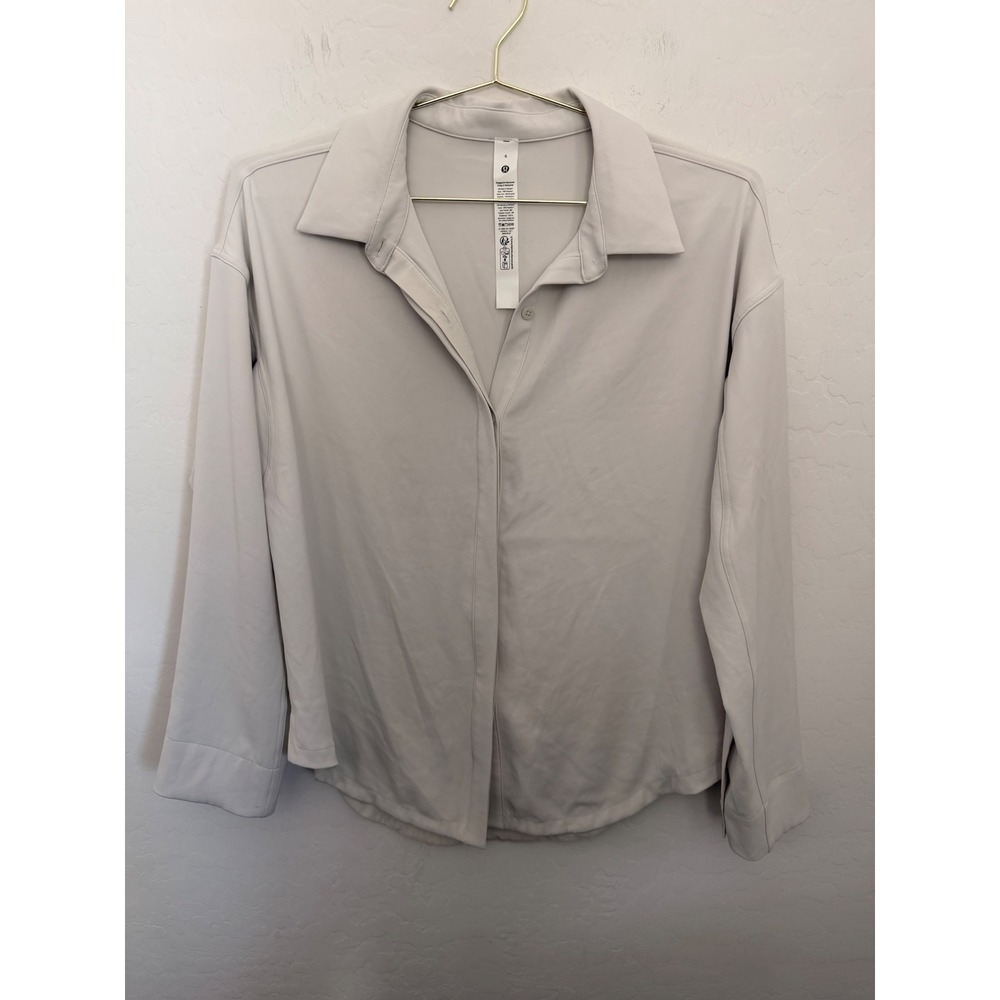 Lululemon New Venture Long Sleeve Shirt Light Grey Bone Size 6 Button Up